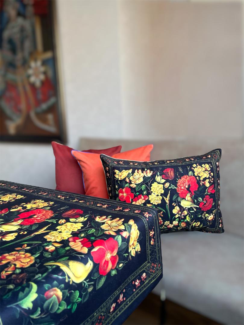 کوسن گلستان ابعاد ۴۵*۴۵ با بالشتک